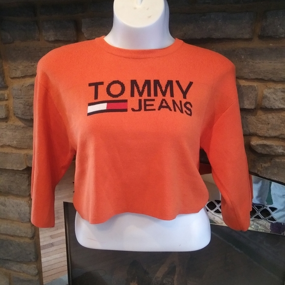 ⭐NWT Tommy Hilfiger crop wide sleeve sweater - Picture 8 of 10